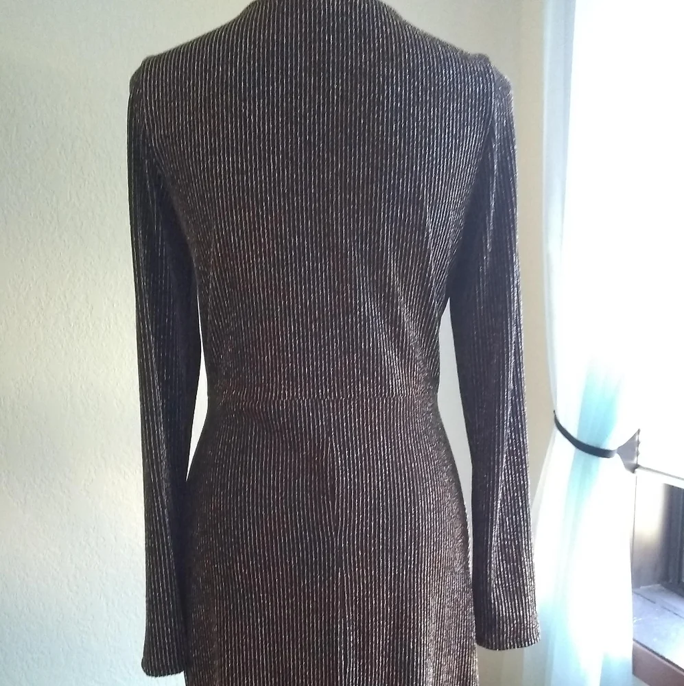 NWOT Sparkly bodycon Three Pink Hearts dress - Picture 4 of 7